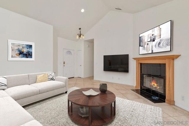 13222 Whitewater Dr, Poway CA: https://media.crmls.org/mediaz/0eb1a5df-df2d-46f0-a50e-a18315c30161.jpg