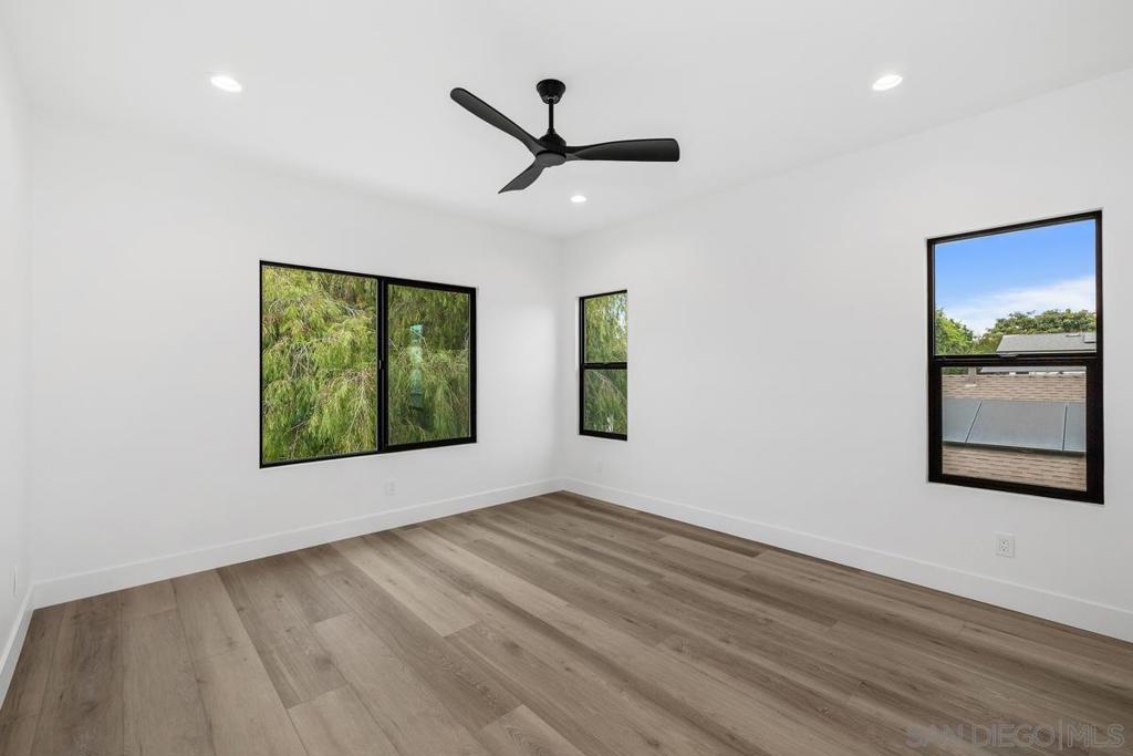 MLS #250042167SD image #23