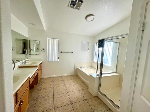 80625 Virginia Avenue, Indio CA: https://media.crmls.org/mediaz/0eb1aa50-5431-4fb1-b4ec-5db03c95ec76.jpg
