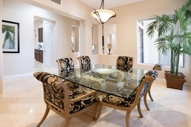 57 Laken Lane, Palm Desert CA: https://media.crmls.org/mediaz/0eb1cd0c-378e-4a78-bacb-e1864819b043.jpg