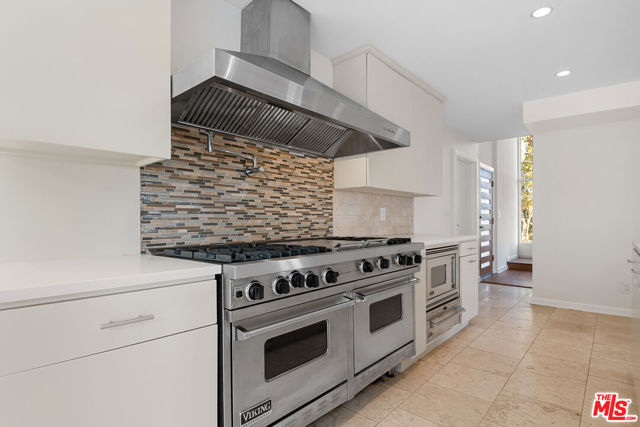 3505 Coast View Drive photo 12