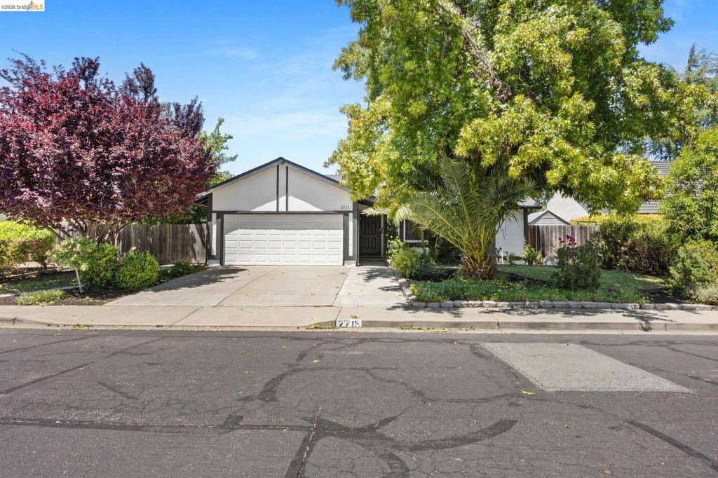2715 Lyon Cir