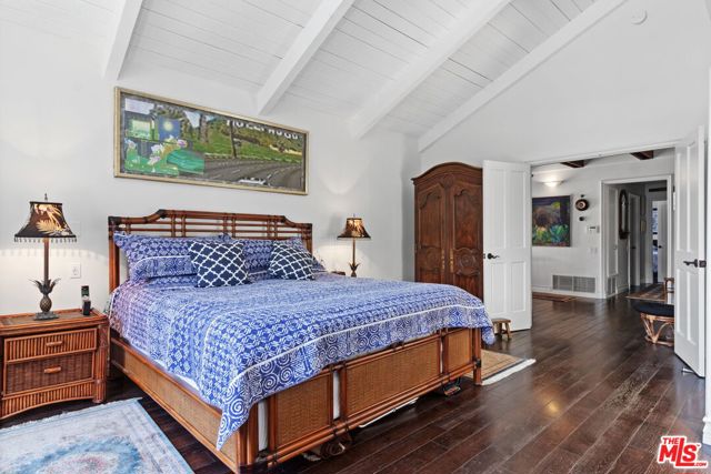 Drew Fenton | 1060 Chantilly Road Los Angeles CA | MLS: 7138387