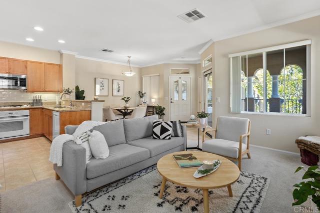 12737 Savannah Creek Drive, San Diego CA: https://media.crmls.org/mediaz/0eb48dd8-2f52-4978-a809-76e184f1c3d2.jpg