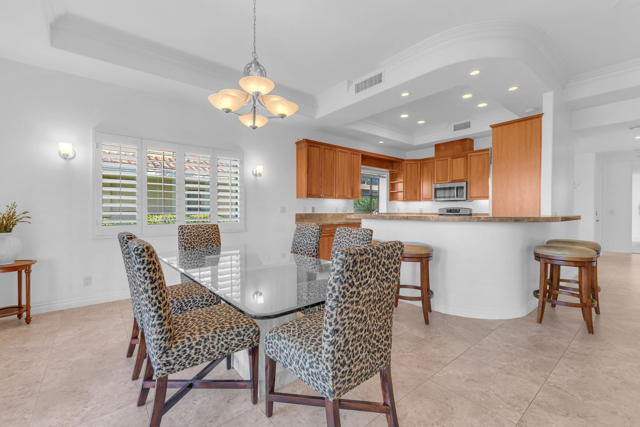 77690 Seminole Rd, Indian Wells CA: https://media.crmls.org/mediaz/0eb49674-dbfa-45d9-892a-d88895ddb3da.jpg