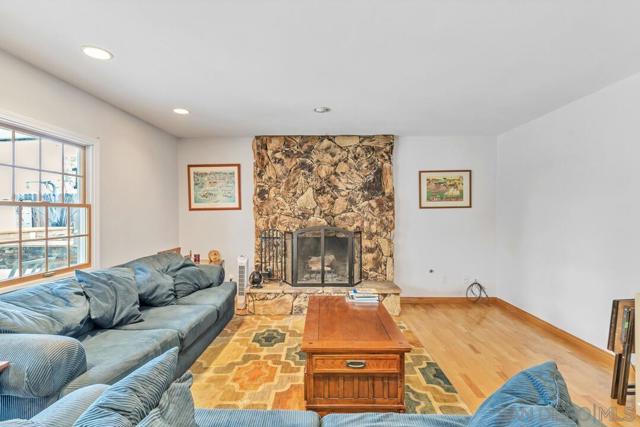 10315 Moselle St., San Diego CA: https://media.crmls.org/mediaz/0eb49abb-3217-410f-90c9-8fbc99167567.jpg
