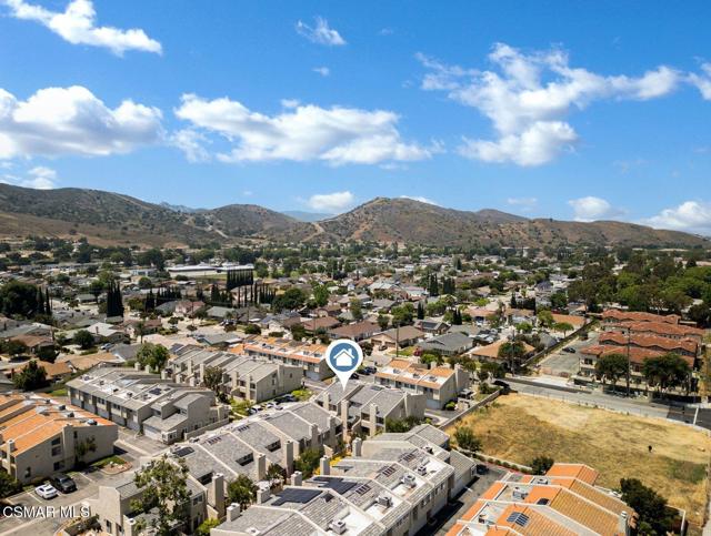 1938 Stow Street, Simi Valley CA: https://media.crmls.org/mediaz/0eb67cc5-c53a-4f03-8a88-0b287fb33f87.jpg