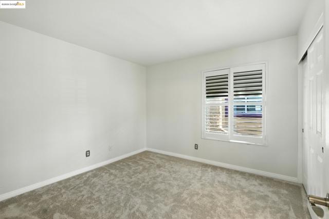 2201 Mark Twain Drive, Antioch CA: https://media.crmls.org/mediaz/0eb6d3ba-6aed-4821-8957-e5637055d4c9.jpg