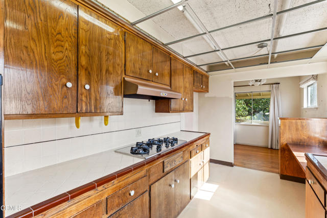 Detail Gallery Image 13 of 33 For 7092 Harmon Dr, Ventura,  CA 93003 - 3 Beds | 2 Baths