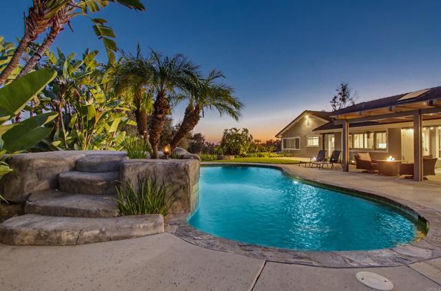 Detail Gallery Image 36 of 54 For 2092 Tudor Ln, Fallbrook,  CA 92028 - 4 Beds | 3/1 Baths