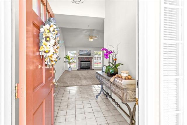 329 Westminster Drive, Salinas CA: https://media.crmls.org/mediaz/0eb779be-eb66-42c5-8699-d872c873c0ce.jpg