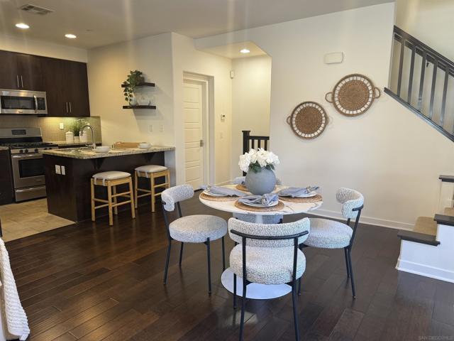 Details for 2071 Lynx Way, San Marcos, CA 92078
