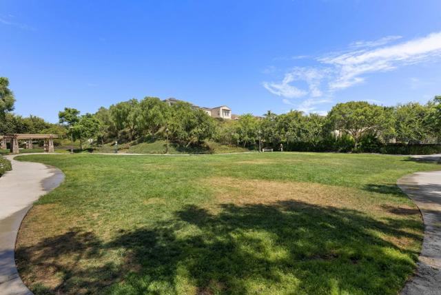 3619 N Fork Ave, Carlsbad CA: https://media.crmls.org/mediaz/0eb8ee15-1afb-426d-97b9-acff481666e2.jpg