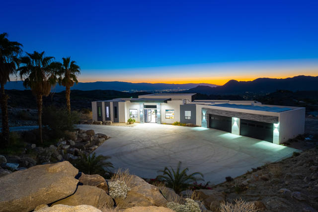 Image 2 of 65 For 71260 Oasis Trail
