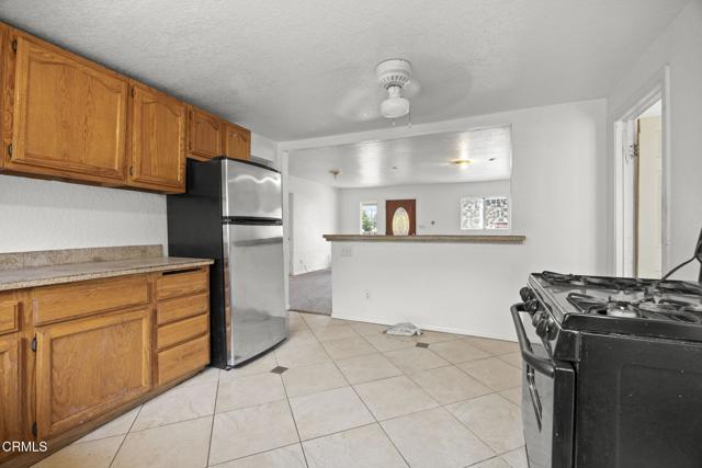 8590 N Ventura Avenue, Ventura CA: https://media.crmls.org/mediaz/0ebb0333-2766-4582-b349-65148f83f257.jpg