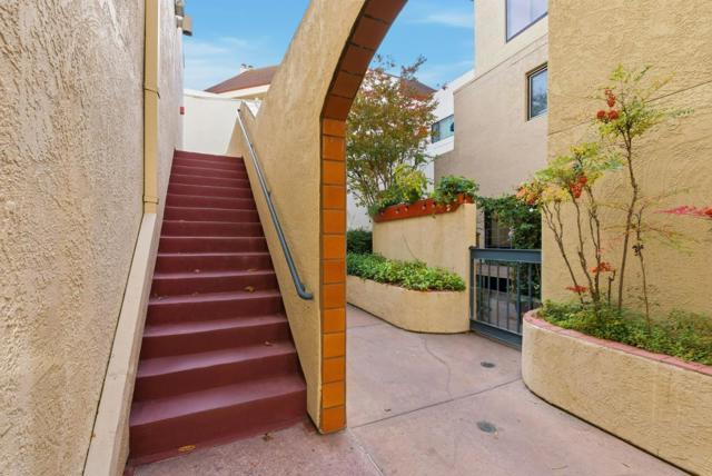 153 California Avenue, Palo Alto CA: https://media.crmls.org/mediaz/0ebb2851-84d2-4225-a298-cf15efad64ad.jpg