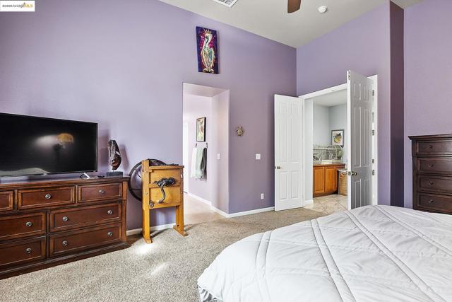 3551 Keystone Loop, Discovery Bay CA: https://media.crmls.org/mediaz/0ebb3ae3-b6ca-48e0-9bca-f8b897a947e3.jpg