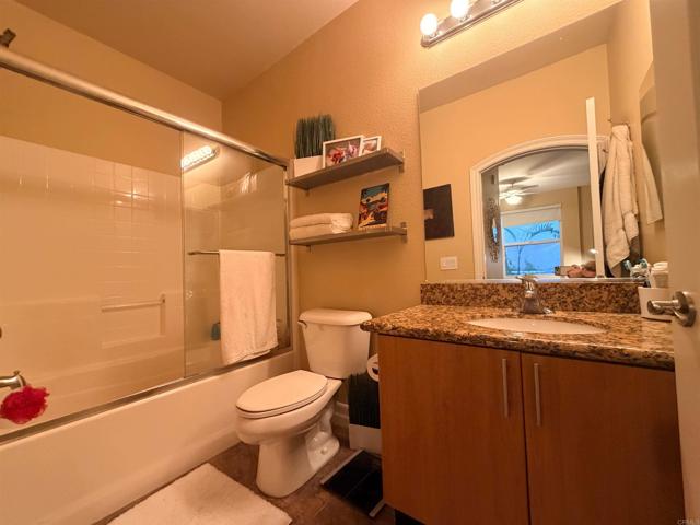 Detail Gallery Image 11 of 18 For 525 11th Ave #1105,  San Diego,  CA 92101 - 2 Beds | 2 Baths