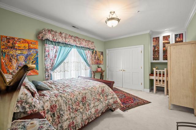16840 Cypress Way, Los Gatos CA: https://media.crmls.org/mediaz/0ebc6614-7023-4ef1-8f8a-ee31f00da087.jpg