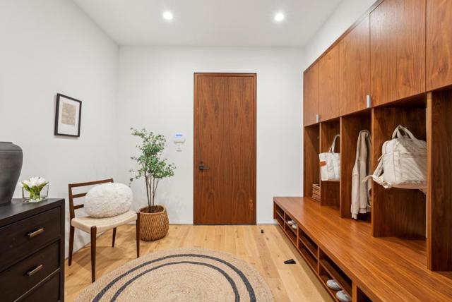 855 Darrell Road, Hillsborough CA: https://media.crmls.org/mediaz/0ebc8b56-8c0d-48be-b2af-31a27c193f10.jpg