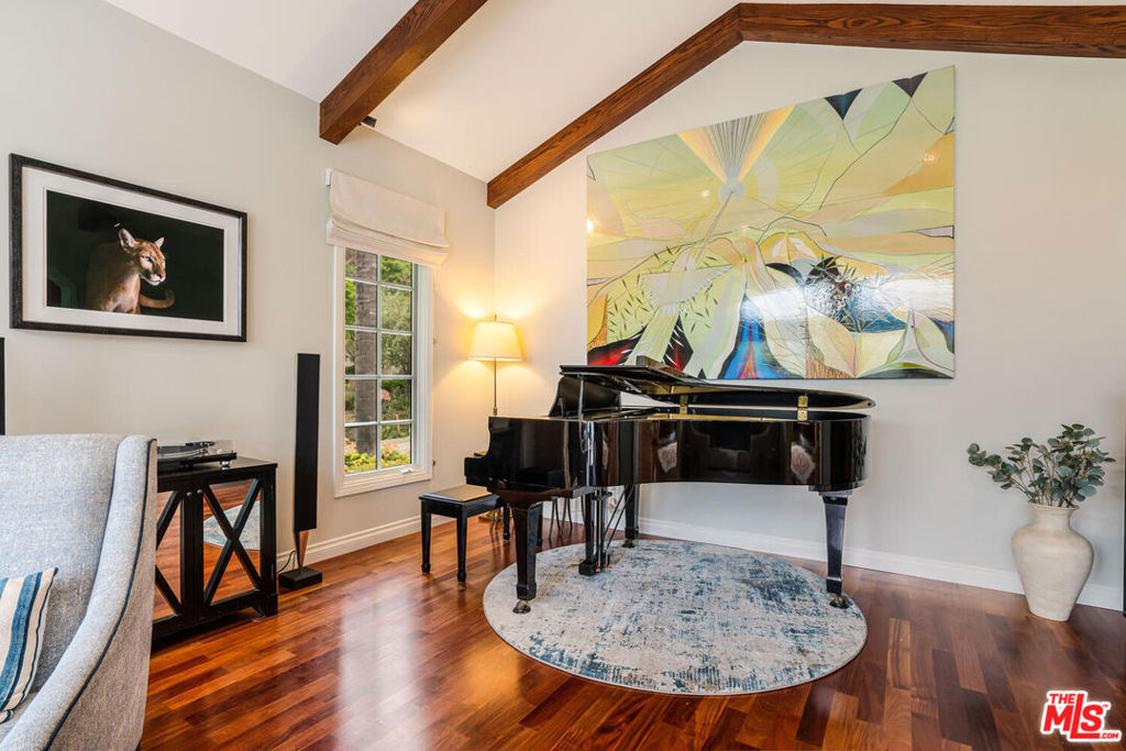 MLS #25616909 image #20