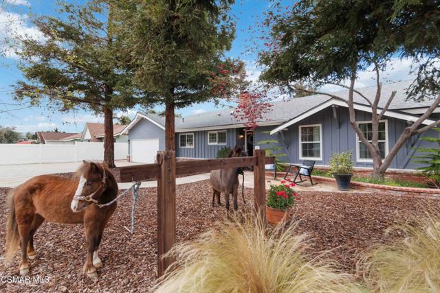 1881 Wellesley Drive, Thousand Oaks CA: https://media.crmls.org/mediaz/0ebe68dc-8de2-4636-b332-52d0ea444f5e.jpg