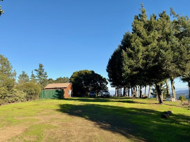7175 Redwood Retreat Road, Gilroy CA: https://media.crmls.org/mediaz/0ebf8699-9b29-42d3-bfd0-0426cad89138.jpg