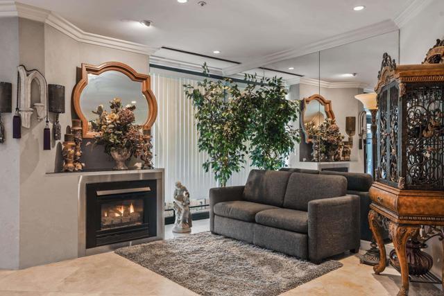 500 W Harbor, San Diego CA: https://media.crmls.org/mediaz/0ec00fcc-f5f0-4396-9758-4df97df1e462.jpg