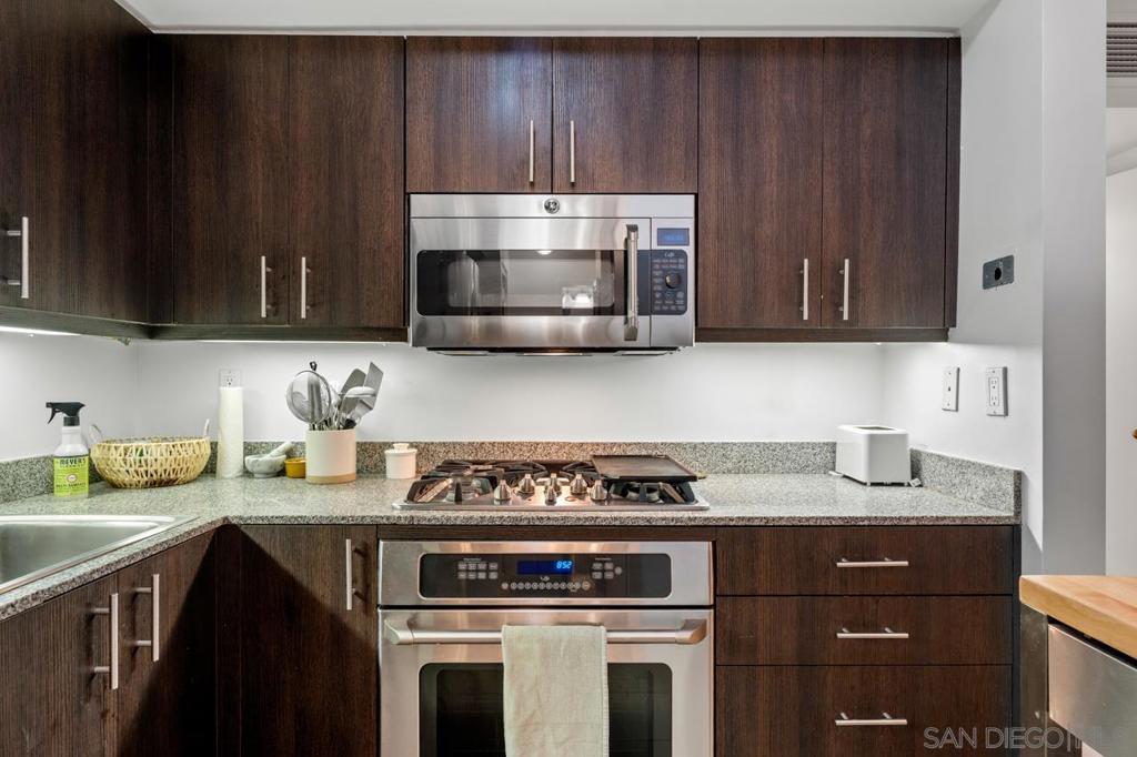 500 Harbor Dr. - photo 3