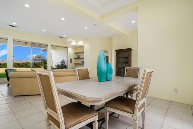 158 Loch Lomond Road, Rancho Mirage, CA 92270