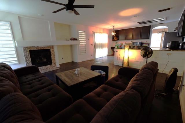 1831 Oakley Court, Stockton CA: https://media.crmls.org/mediaz/0ec16d00-ccba-4dc2-a808-0bbf0773a83f.jpg