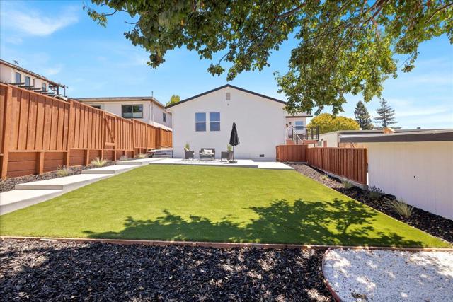 19087 Mayberry Drive, Castro Valley CA: https://media.crmls.org/mediaz/0ec1cc23-ab41-4df9-af19-18c062f26c41.jpg