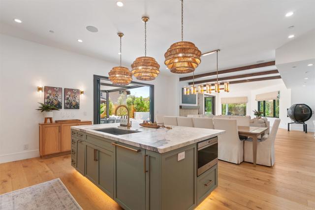 Detail Gallery Image 13 of 54 For 417 Warwick Ave, Cardiff By The Sea,  CA 92007 - 5 Beds | 5/1 Baths