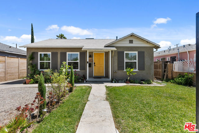 11028 Califa Street photo 1