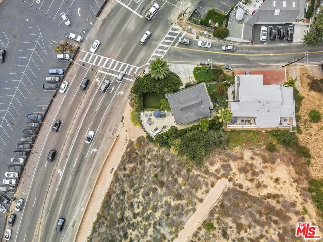 3966 Las Flores Canyon Road photo 47