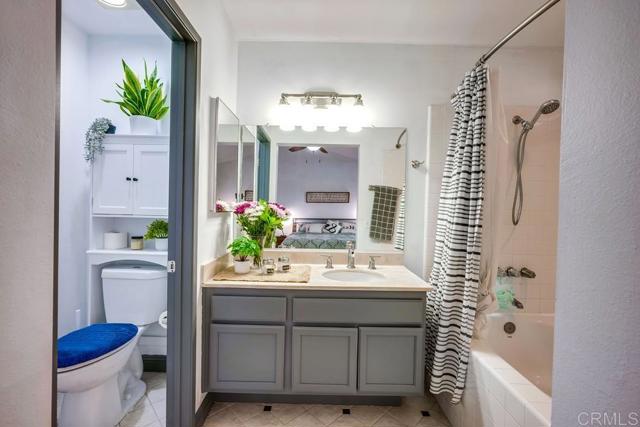 39685 ALMANSA, Murrieta CA: https://media.crmls.org/mediaz/0ec609e2-a874-4b54-9182-ffd5aa02f475.jpg