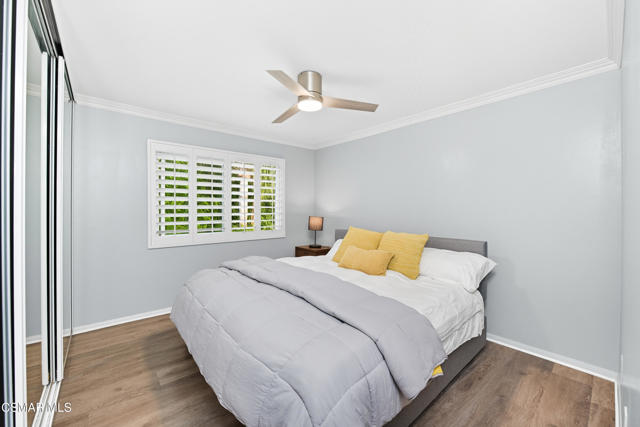 5816 Middle Crest Drive, Agoura Hills CA: https://media.crmls.org/mediaz/0ec64bdf-9158-4279-9f4d-aa86cad6a483.jpg