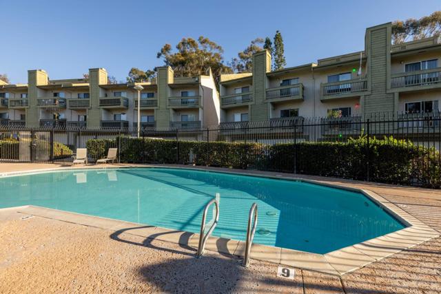 Detail Gallery Image 25 of 59 For 3992 60th St #113,  San Diego,  CA 92115 - 3 Beds | 2/1 Baths