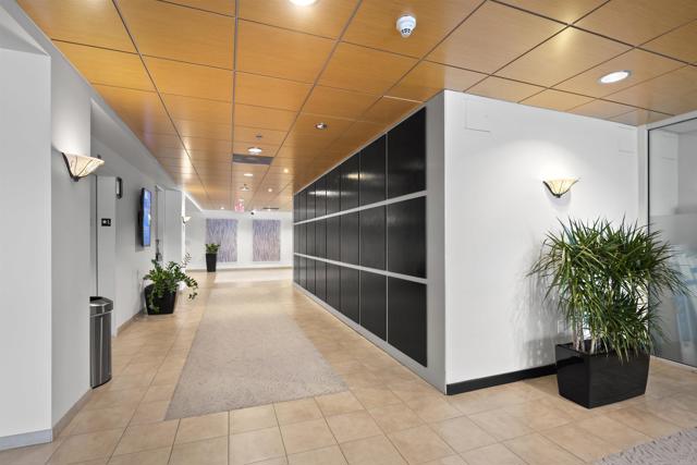 1551 4Th Avenue, San Diego CA: https://media.crmls.org/mediaz/0ec8ea41-711f-43b9-a637-f721a2889731.jpg