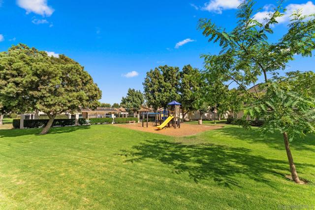 10357 Bart Way, Santee CA: https://media.crmls.org/mediaz/0ec94194-5d15-4853-a202-4e966bfcb54f.jpg