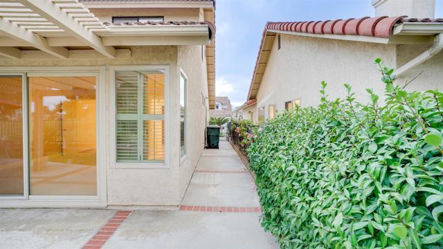 Detail Gallery Image 30 of 40 For 2626 Magellan Ln, Vista,  CA 92081 - 3 Beds | 2/1 Baths