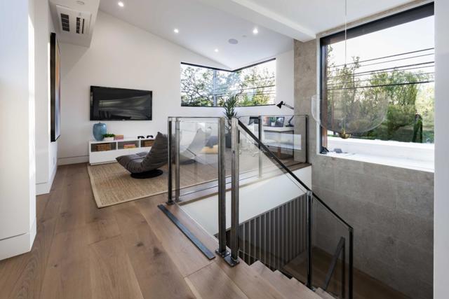 1080 Cotton Street, Menlo Park CA: https://media.crmls.org/mediaz/0eca2a63-ace6-43a1-ab23-8df378e8248b.jpg