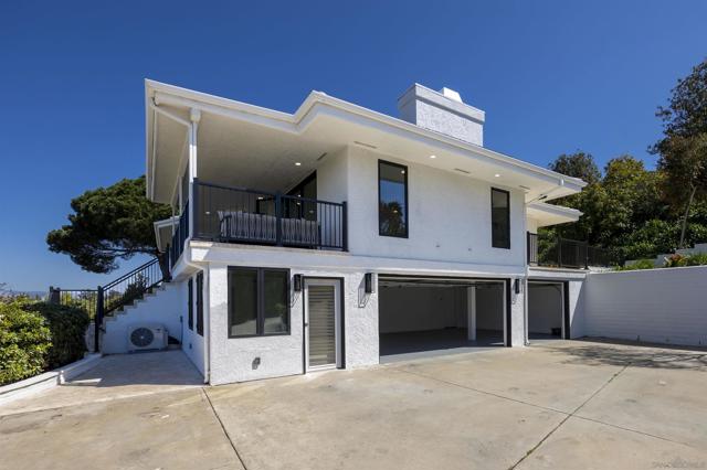 1561 La Plaza, San Marcos CA: https://media.crmls.org/mediaz/0eca6474-c6b8-4d04-ae63-762437d0ac40.jpg