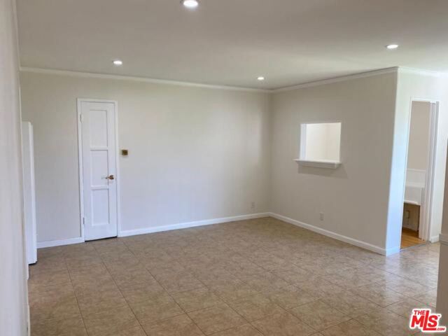 5784 Corbett Street, Los Angeles CA: https://media.crmls.org/mediaz/0eca7180-63bc-4b38-96e8-a0692222166d.jpg