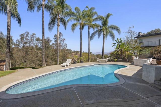 1958 Milford Place, El Cajon CA: https://media.crmls.org/mediaz/0eca9468-16f3-4305-87f6-b934eca9028e.jpg