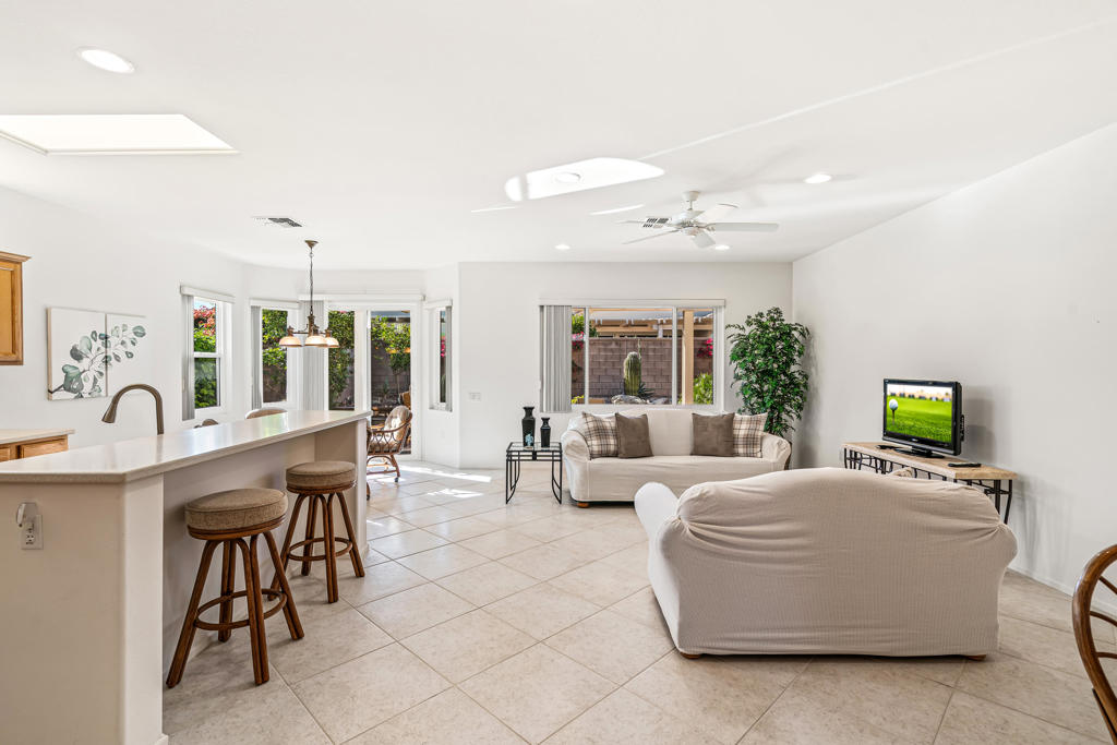 MLS #219139127PS image #7