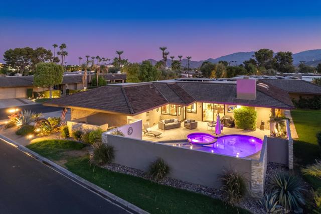 12 Whittier Court, Rancho Mirage CA: https://media.crmls.org/mediaz/0ecde8bc-f34b-4777-95a4-7f03428d4428.jpg