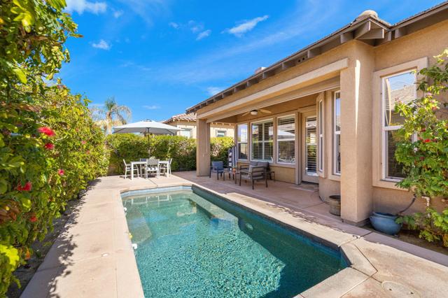 37 Shoreline Drive, Rancho Mirage CA: https://media.crmls.org/mediaz/0ecdf243-6778-4f3b-99f5-df6ea355928e.jpg