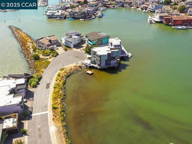 1460 Sandpiper Spit, Richmond CA: https://media.crmls.org/mediaz/0ece0587-8910-4ff2-9759-80535a8c72aa.jpg