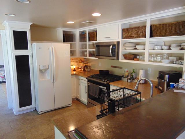 Detail Gallery Image 7 of 25 For 42564 Remora St, Temecula,  CA 92592 - 4 Beds | 2/1 Baths